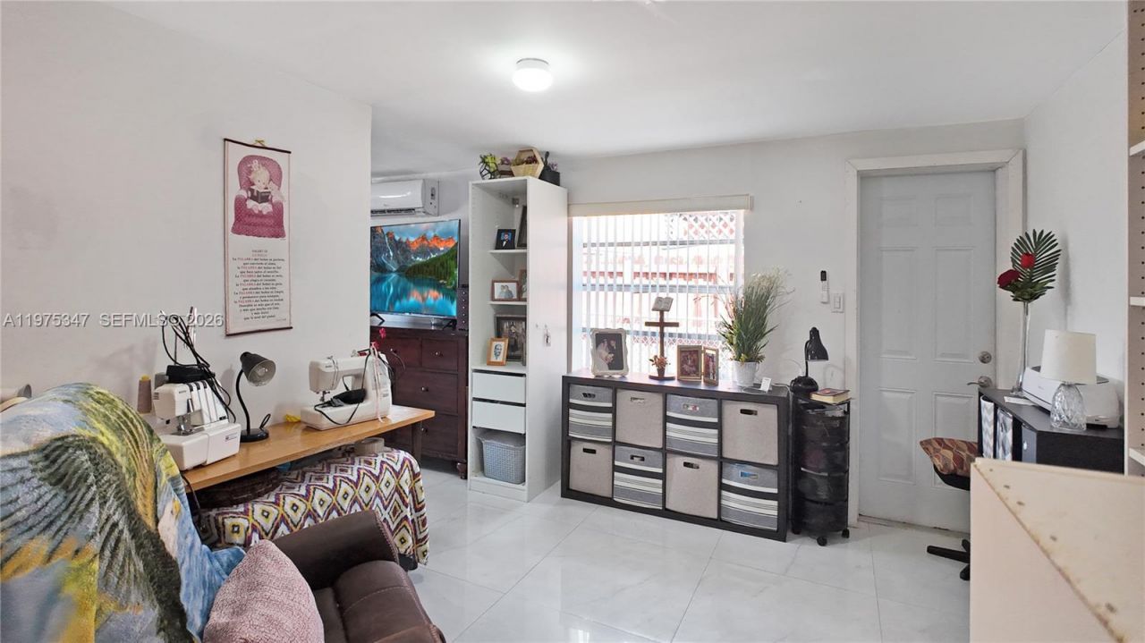 1461 E 7th Ct , Hialeah, FL 33010 Photo