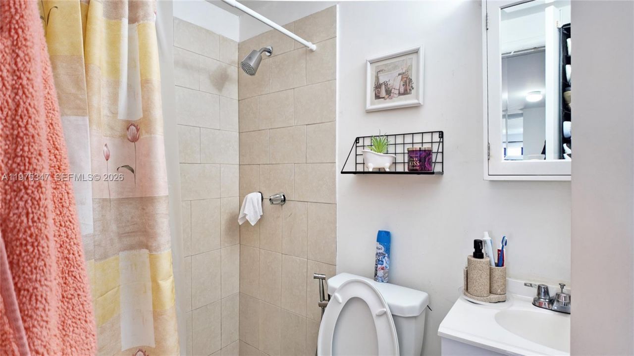 1461 E 7th Ct , Hialeah, FL 33010 Photo