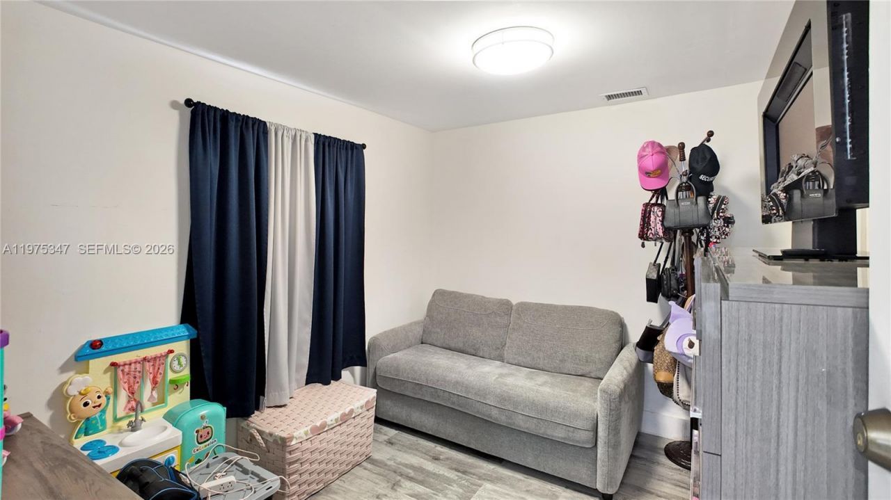 1461 E 7th Ct , Hialeah, FL 33010 Photo