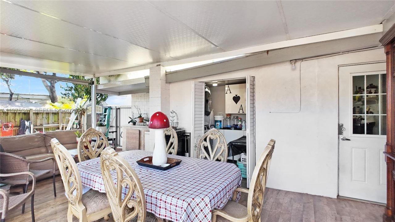 1461 E 7th Ct , Hialeah, FL 33010 Photo