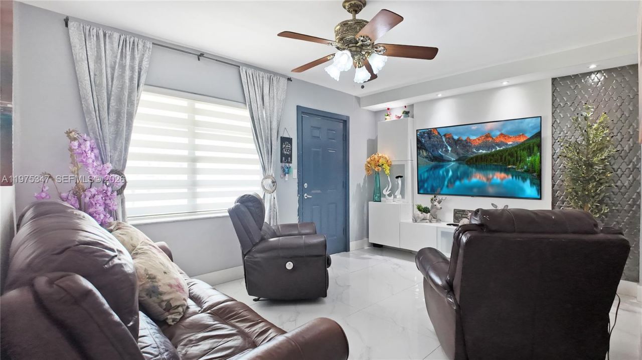 1461 E 7th Ct , Hialeah, FL 33010 Photo