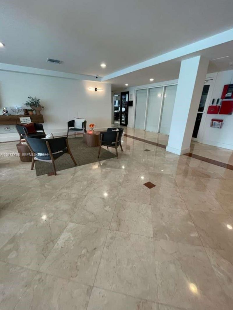 1455 N Treasure Dr , Unit 4L, North Bay Village, FL 33141 Photo