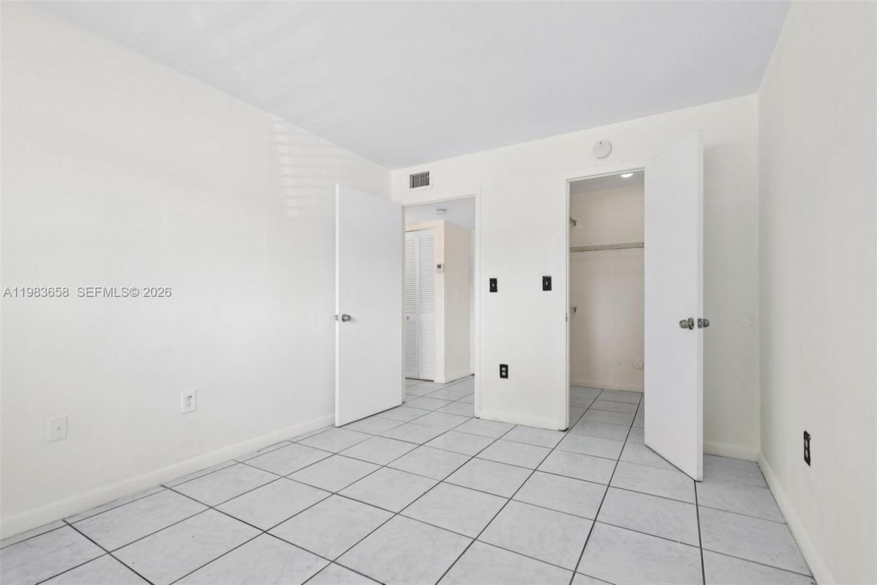 7407 SW 152nd Ave, Unit 4-103, Miami, FL 33193 Photo