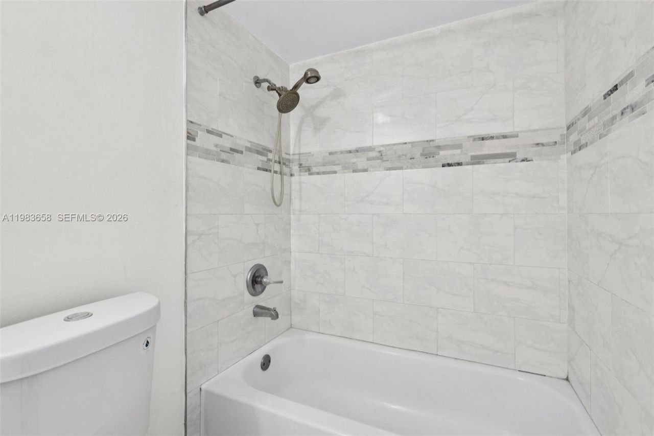 7407 SW 152nd Ave, Unit 4-103, Miami, FL 33193 Photo