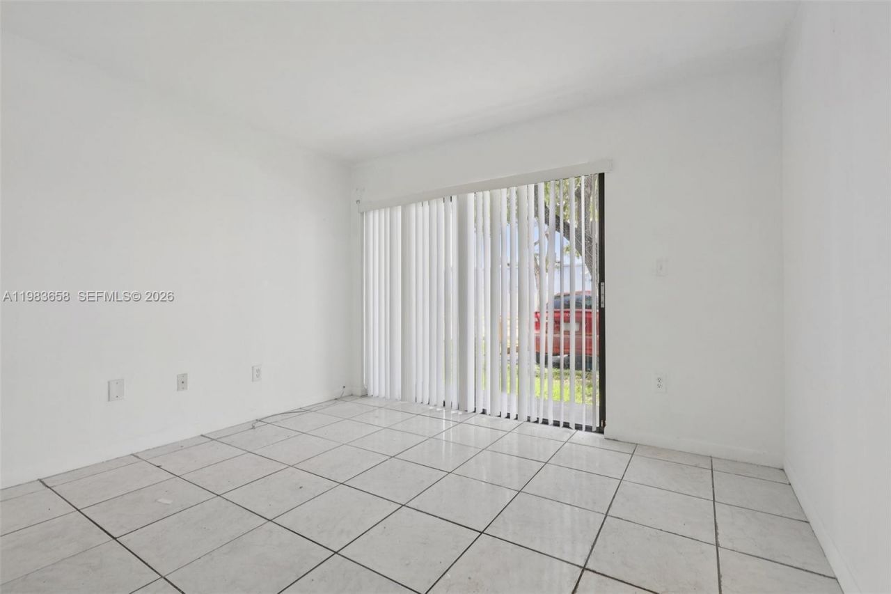 7407 SW 152nd Ave, Unit 4-103, Miami, FL 33193 Photo