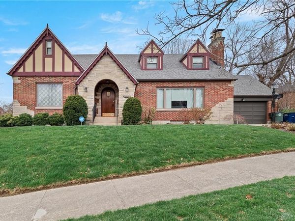 2101 Benson Drive, Dayton, OH 45406