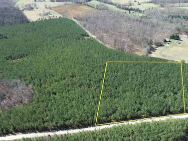 3A MAPLE BRIDGE RD , DILLWYN, VA 23936