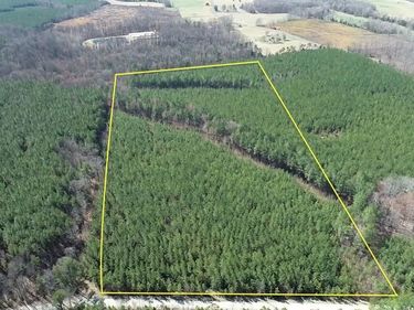 1 MAPLE BRIDGE RD , DILLWYN, VA 23936