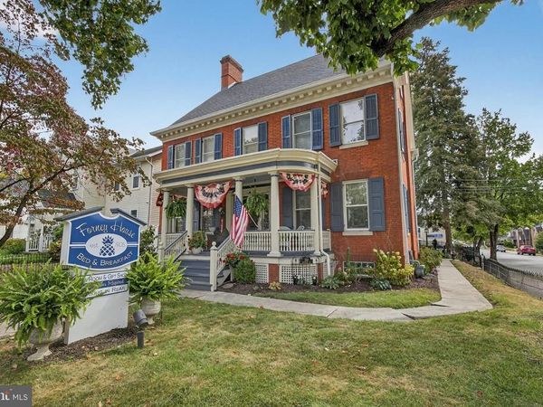 252 FREDERICK STREET, HANOVER, PA 17331