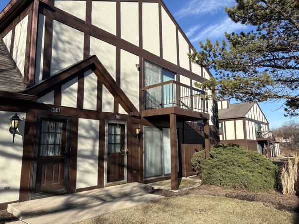 7321 Baybury Road , Downers Grove, IL 60516