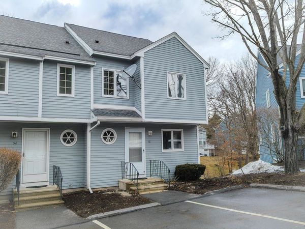 60 Merrimack Drive, Unit 43, Merrimack, NH 03054