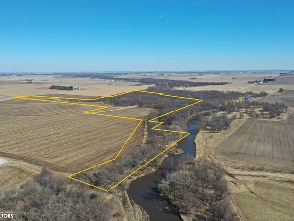 Parcel 2 51st St. Dr., Dysart, IA 50651