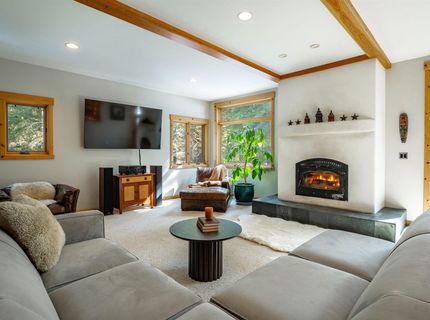 615 Woodchuck Drive, Carnelian Bay, CA 96140 Photo