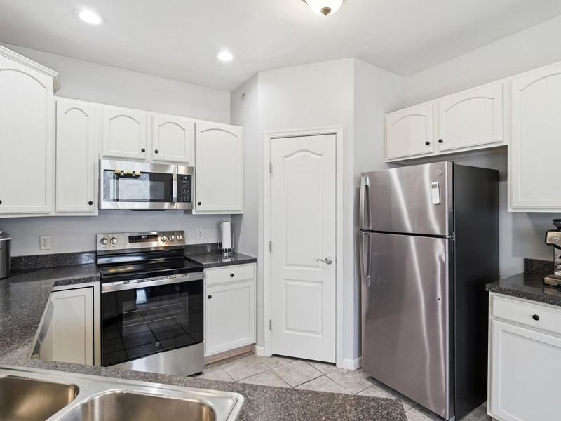 562 Rivers Breeze Drive, Ludlow, KY 41016 Photo 12