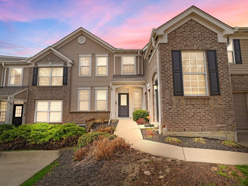 562 Rivers Breeze Drive, Ludlow, KY 41016 Photo 2