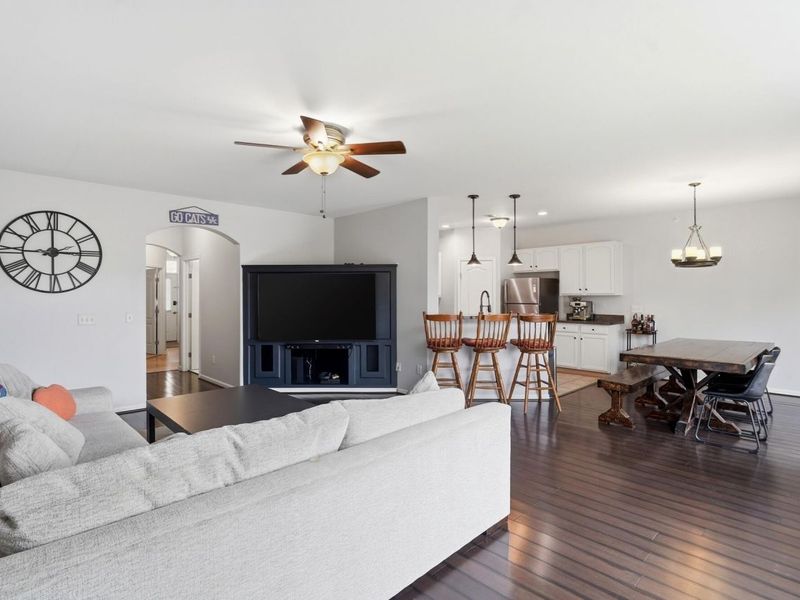 562 Rivers Breeze Drive, Ludlow, KY 41016 Photo 7