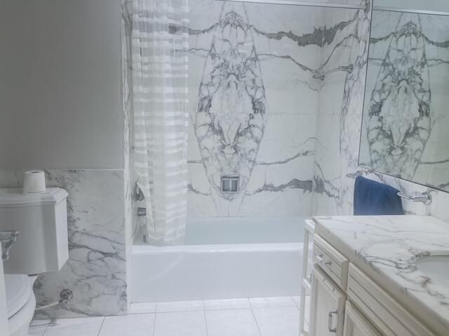 3850 Galt Ocean Drive, Unit 208, Fort Lauderdale, FL 33308 Photo