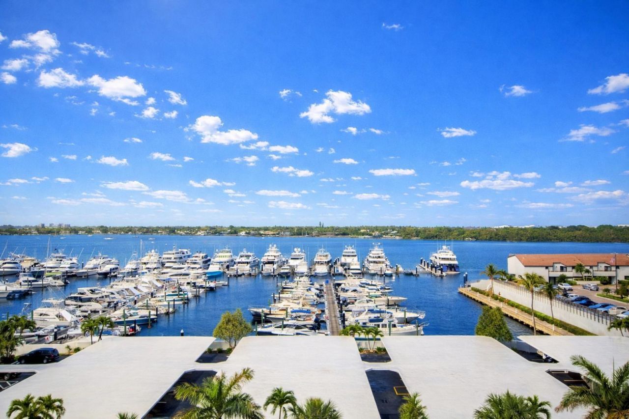 115 Lakeshore Drive, Unit 749, North Palm Beach, FL 33408 Photo