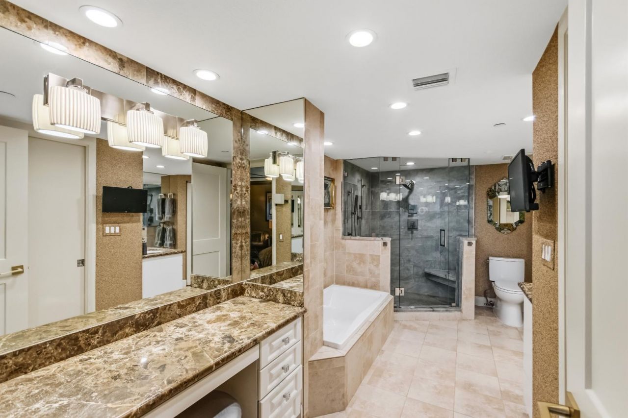 115 Lakeshore Drive, Unit 749, North Palm Beach, FL 33408 Photo