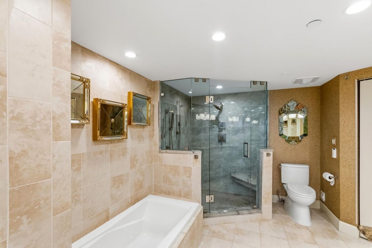 115 Lakeshore Drive, Unit 749, North Palm Beach, FL 33408 Photo