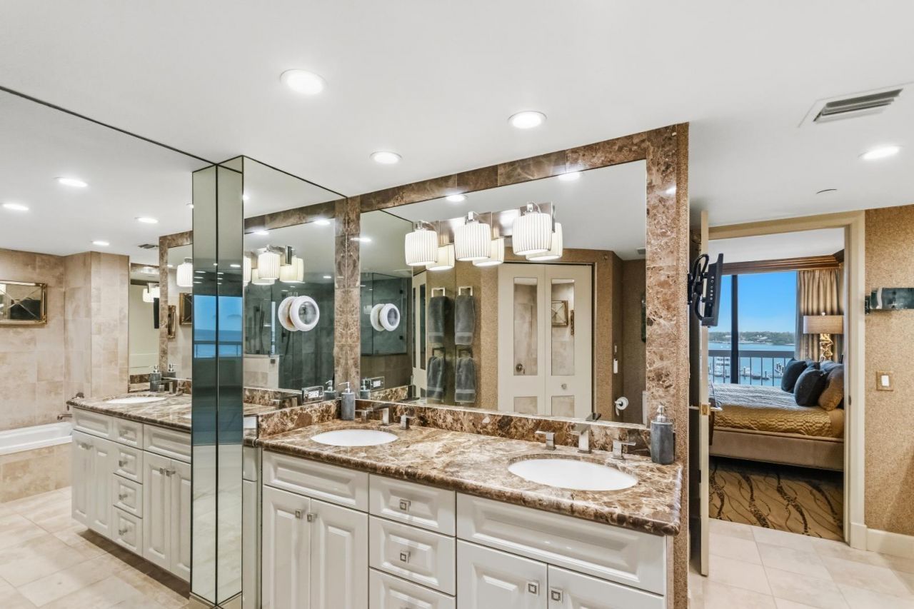 115 Lakeshore Drive, Unit 749, North Palm Beach, FL 33408 Photo