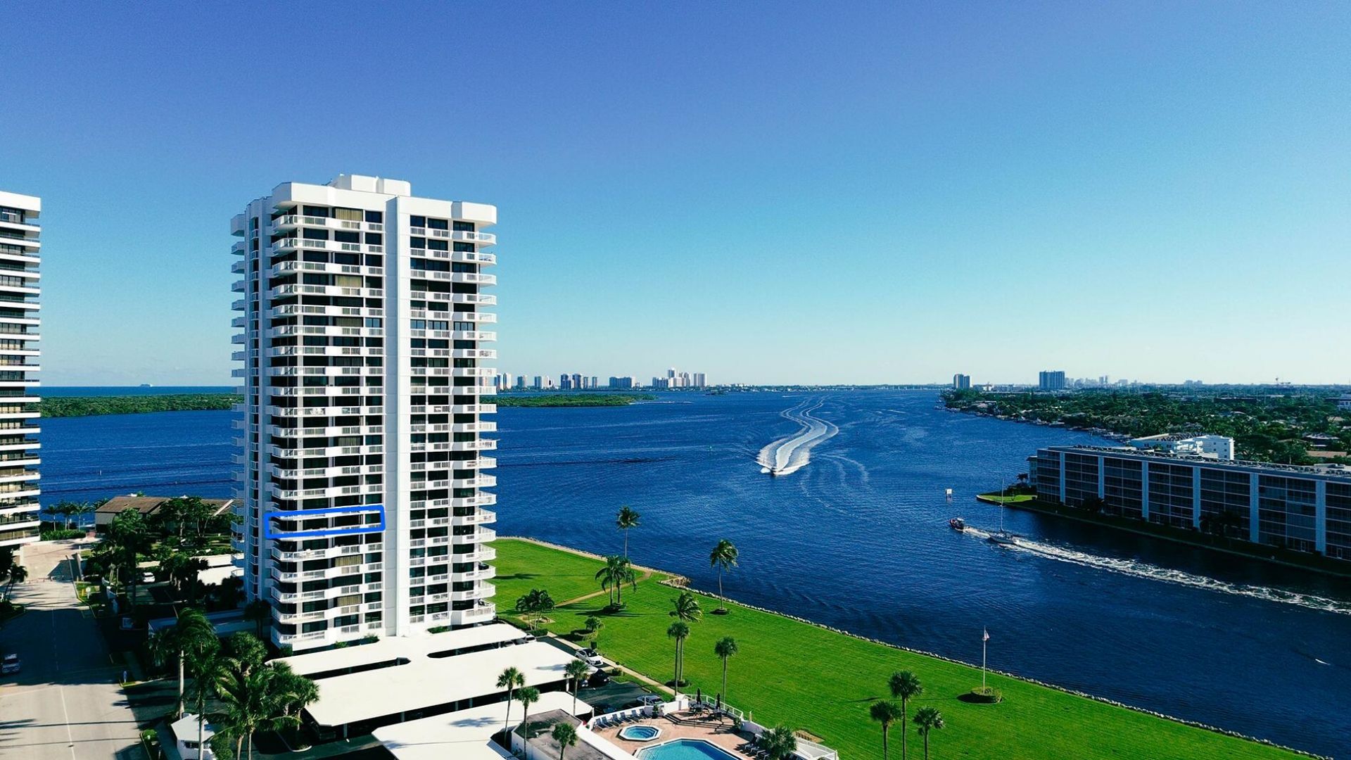 115 Lakeshore Drive, Unit 749, North Palm Beach, FL 33408 Photo