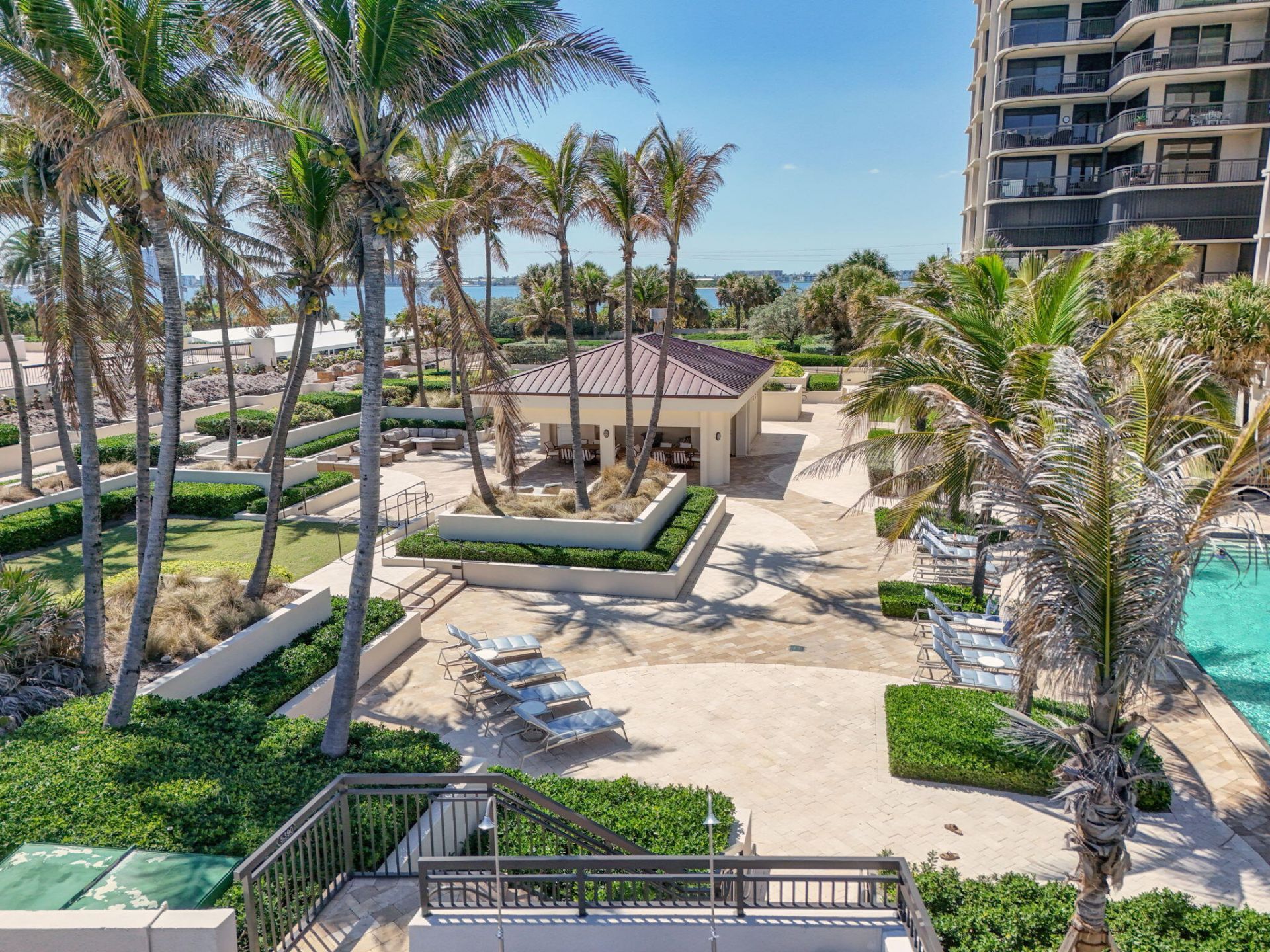 5380 N Ocean Drive, Unit 24j, Singer Island, FL 33404 Photo