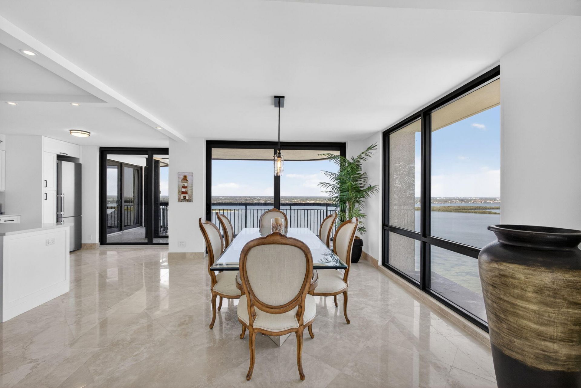 5380 N Ocean Drive, Unit 24j, Singer Island, FL 33404 Photo