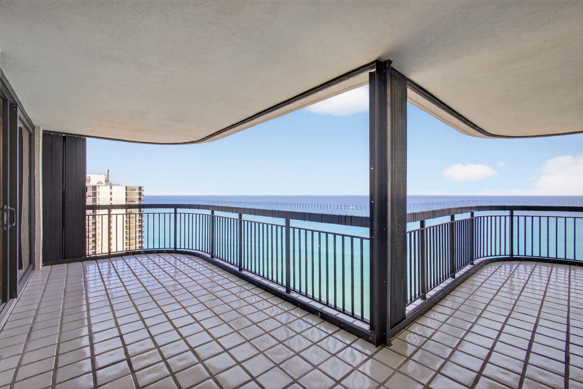 5380 N Ocean Drive, Unit 24j, Singer Island, FL 33404 Photo