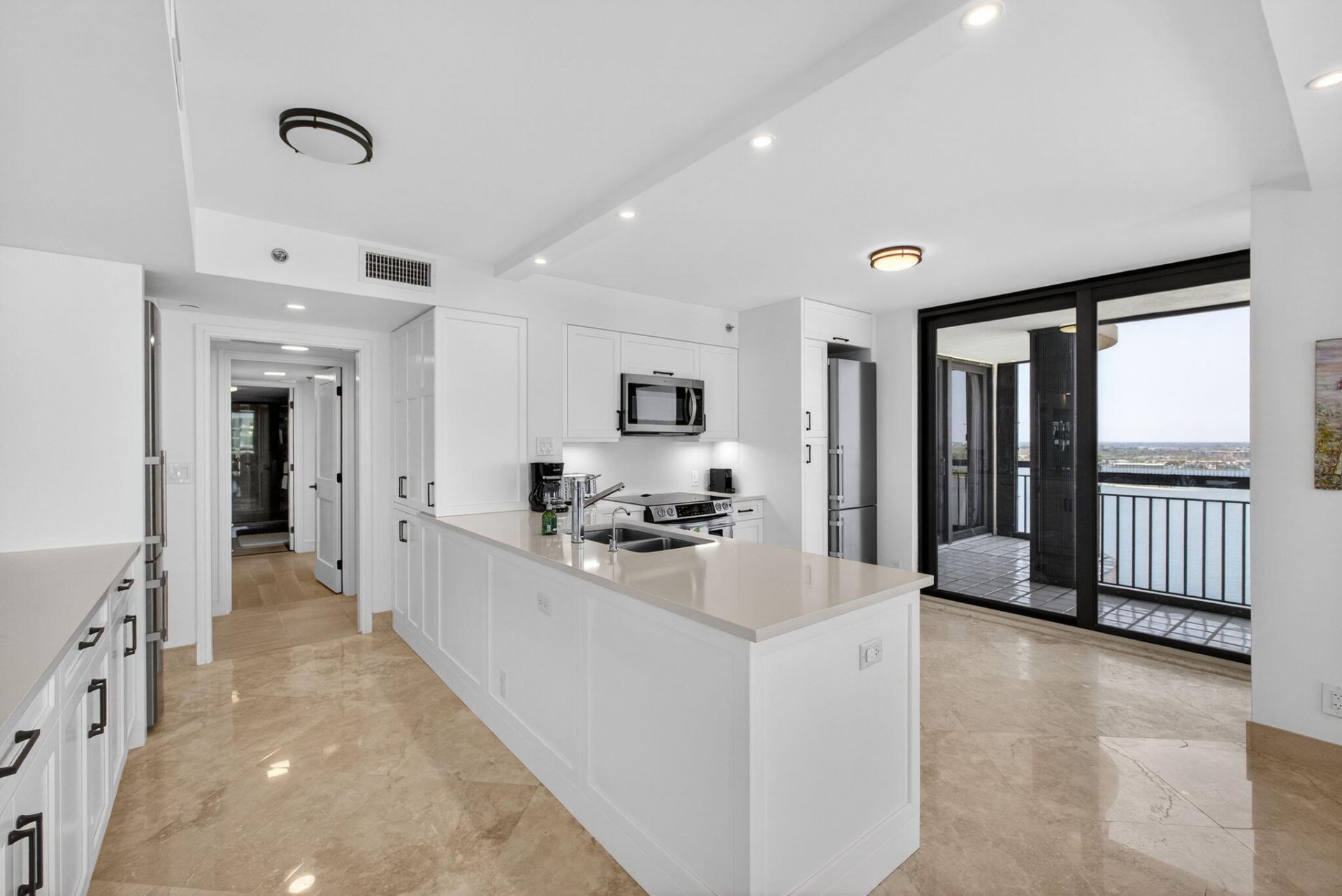 5380 N Ocean Drive, Unit 24j, Singer Island, FL 33404 Photo