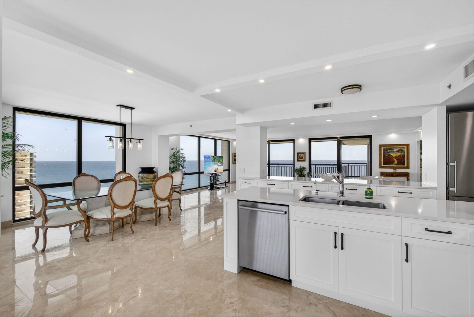 5380 N Ocean Drive, Unit 24j, Singer Island, FL 33404 Photo