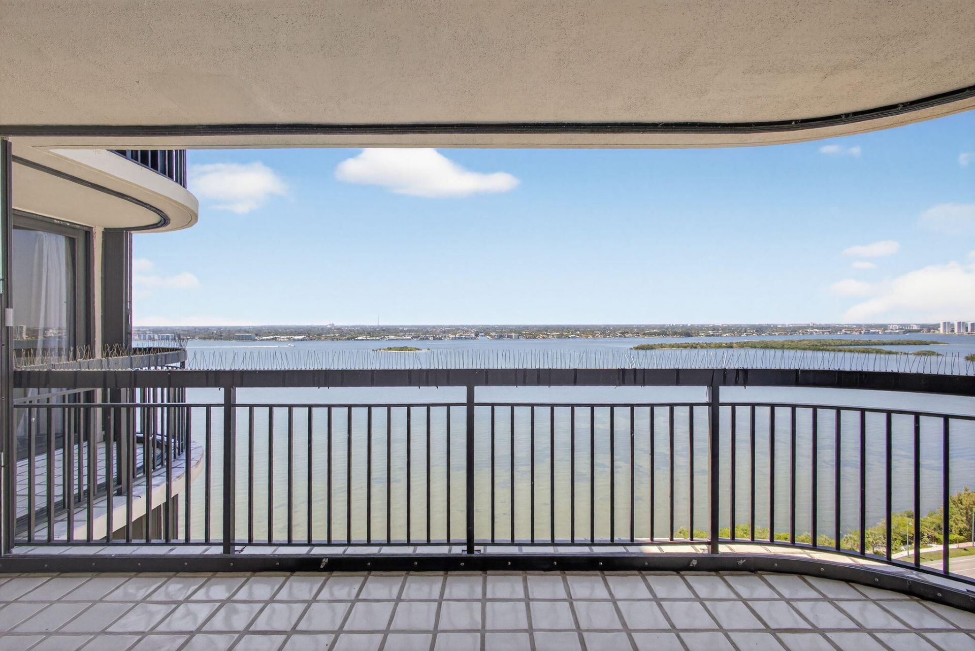 5380 N Ocean Drive, Unit 24j, Singer Island, FL 33404 Photo