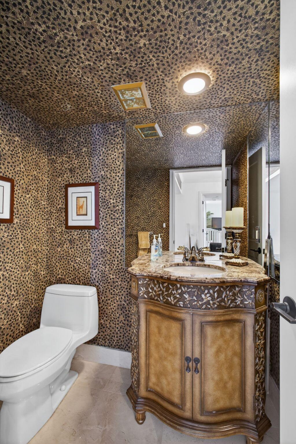 5380 N Ocean Drive, Unit 24j, Singer Island, FL 33404 Photo