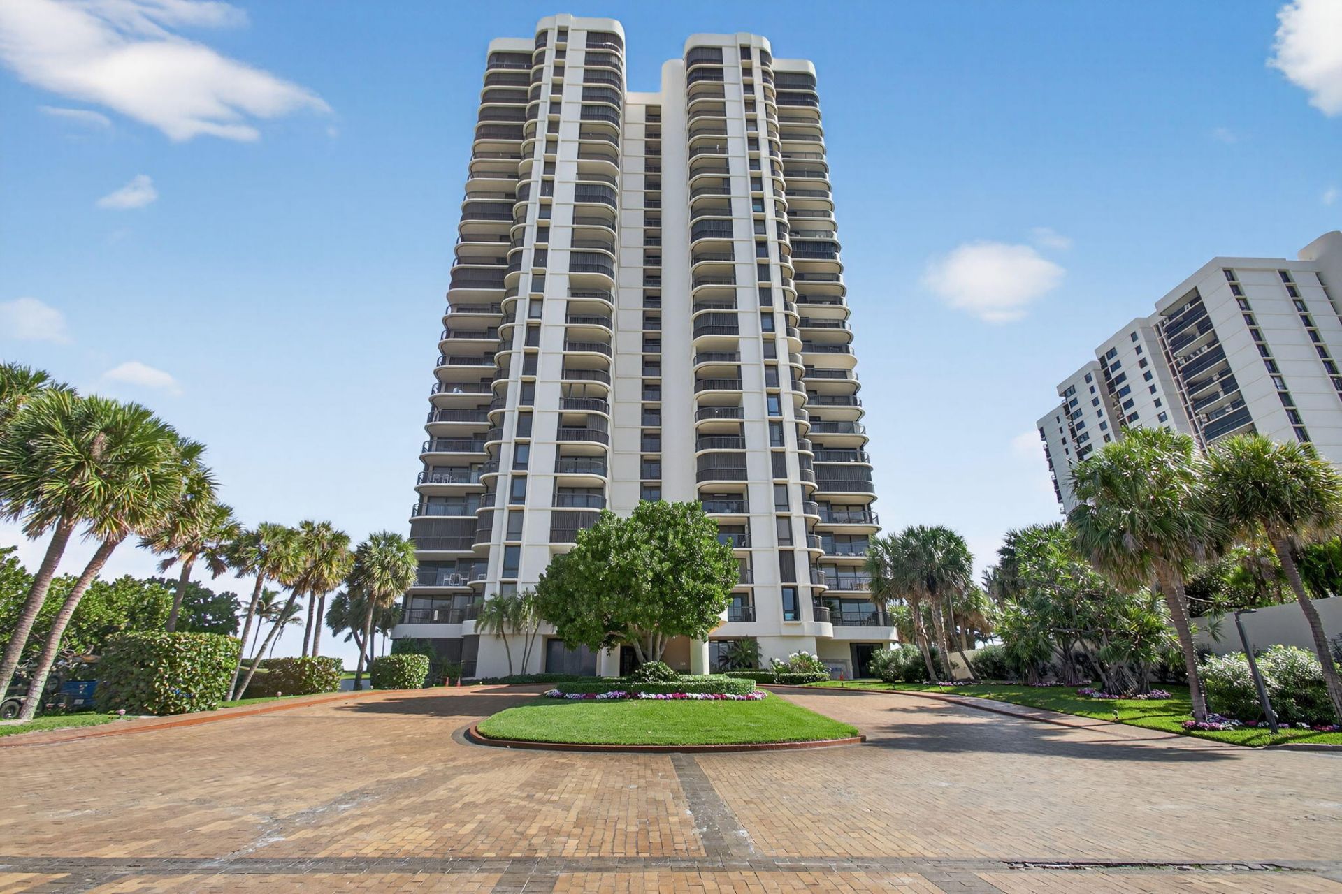 5380 N Ocean Drive, Unit 24j, Singer Island, FL 33404 Photo