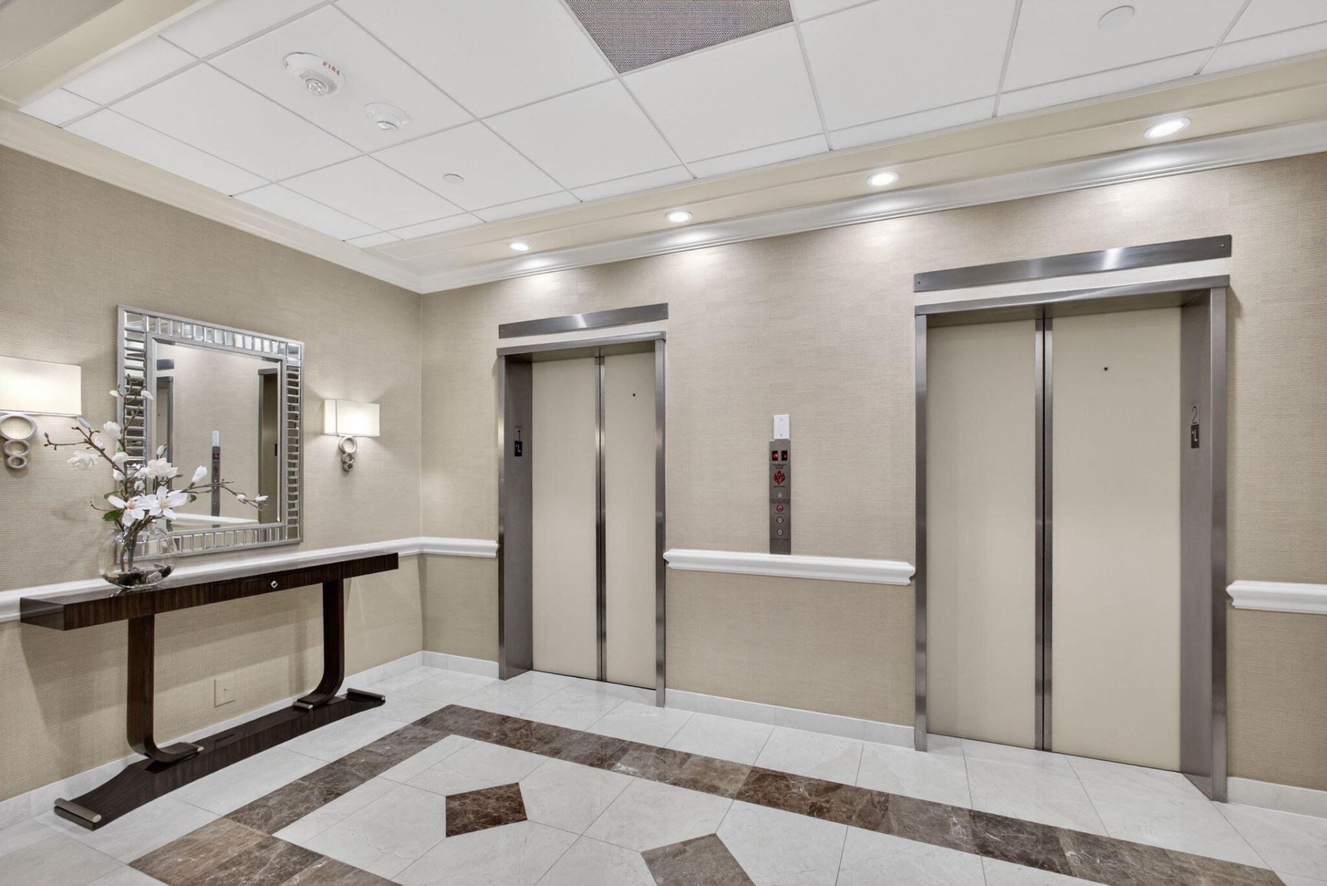 5380 N Ocean Drive, Unit 24j, Singer Island, FL 33404 Photo