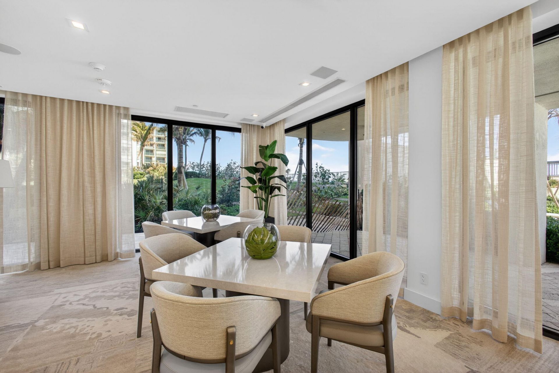 5380 N Ocean Drive, Unit 24j, Singer Island, FL 33404 Photo