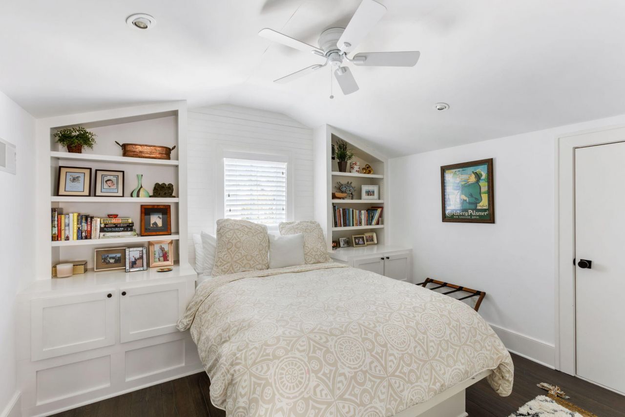 352 Bridgetown Pass Photo 27