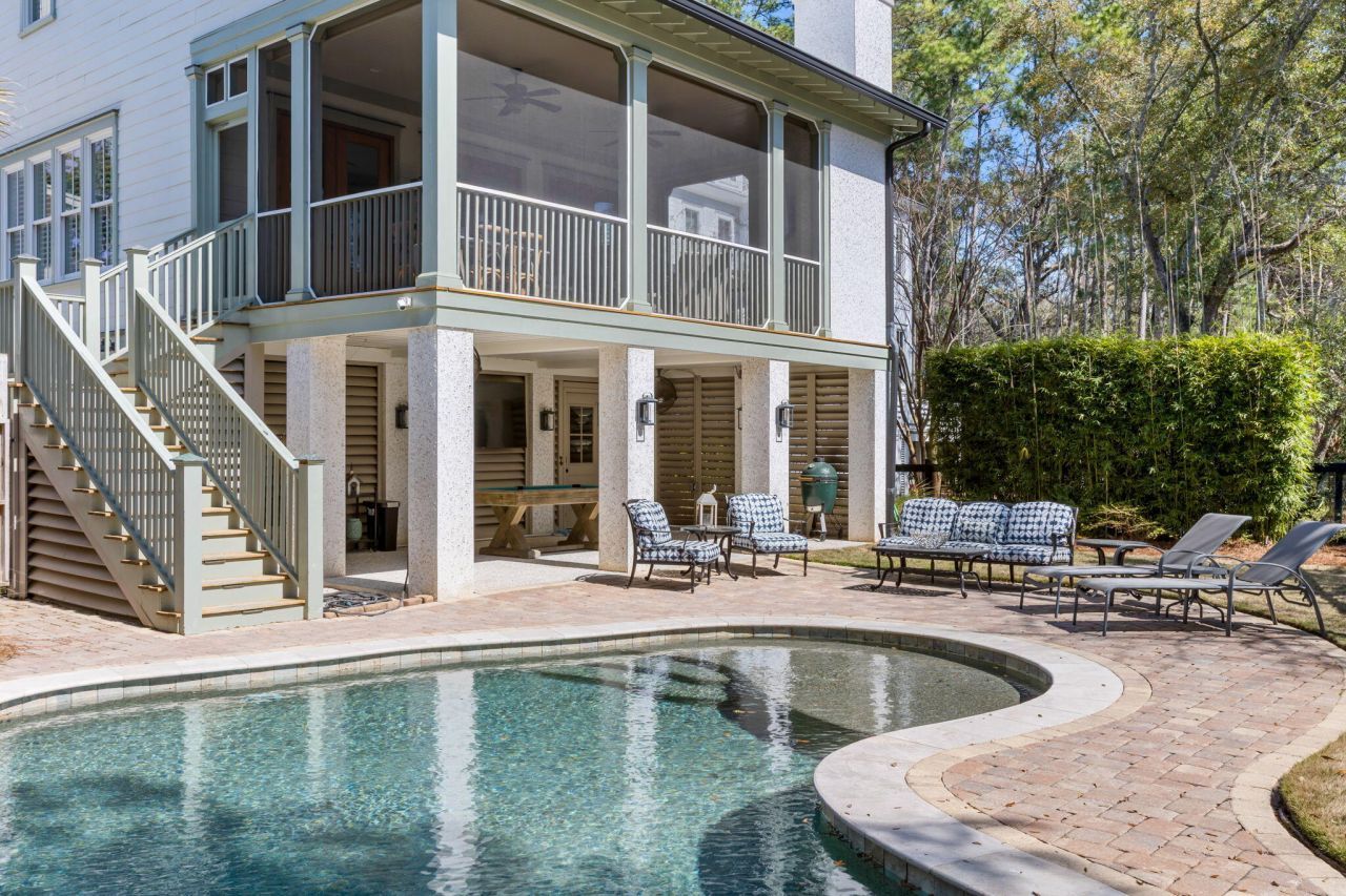 352 Bridgetown Pass Photo 35