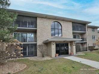 4940 134th Court Crestwood, IL 60418