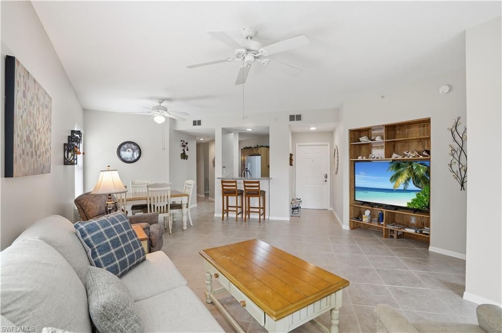 6560 Huntington Lakes Cir, Unit 104, Naples, FL 34119 Photo