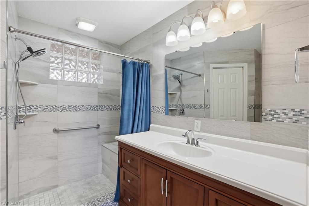 6560 Huntington Lakes Cir, Unit 104, Naples, FL 34119 Photo