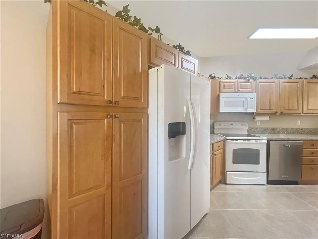 6560 Huntington Lakes Cir, Unit 104, Naples, FL 34119 Photo