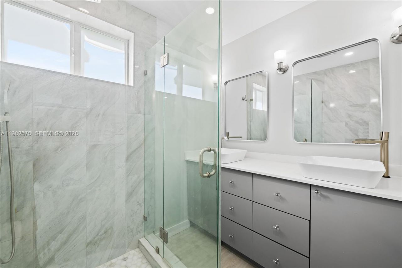 8560 SW 126th Ter , Miami, FL 33156 Photo