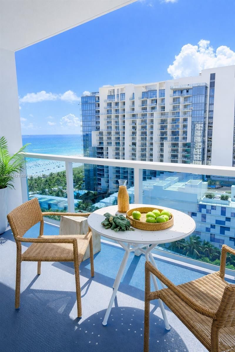 2301 Collins Ave, Unit 1501, Miami Beach, FL 33139 Photo