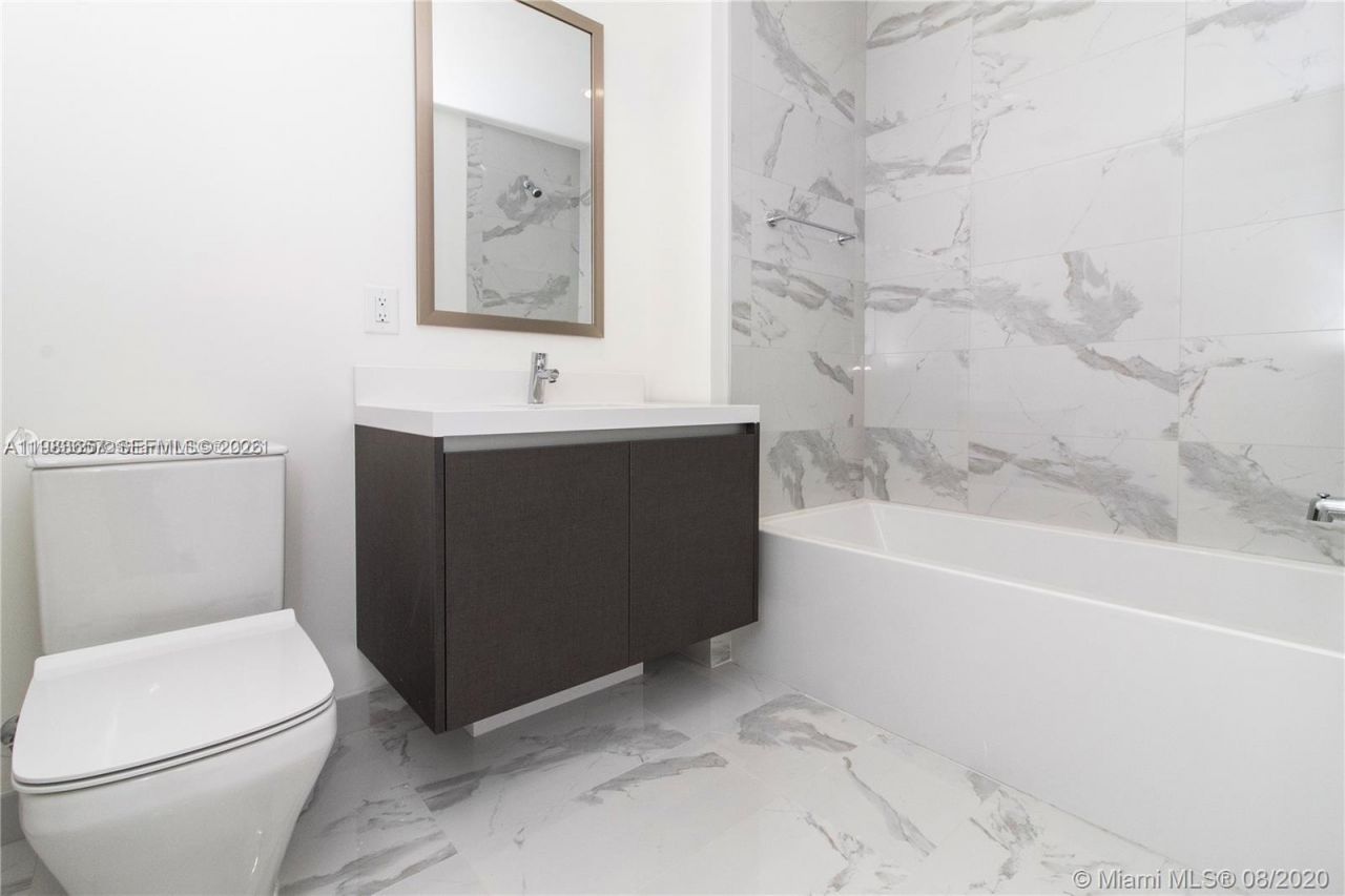 851 NE 1st Ave, Unit 3601, Miami, FL 33132 Photo