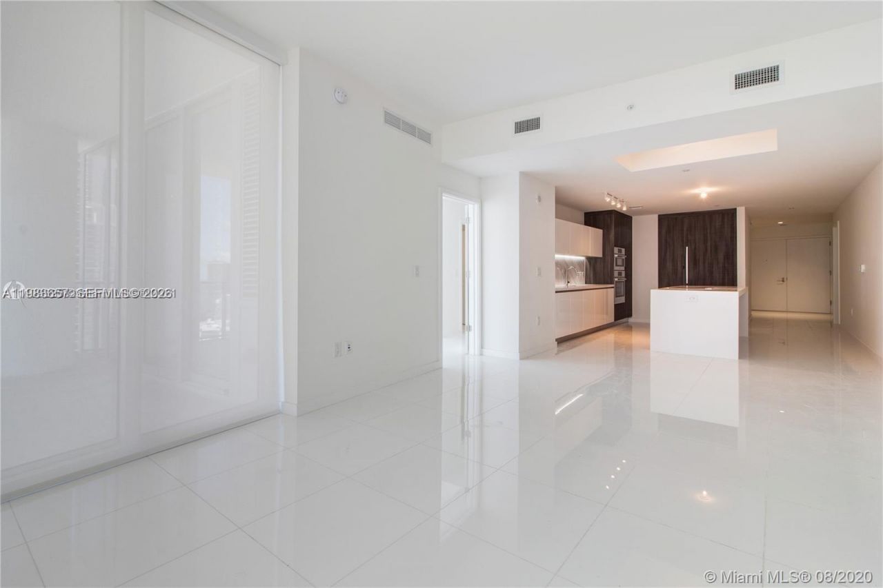 851 NE 1st Ave, Unit 3601, Miami, FL 33132 Photo