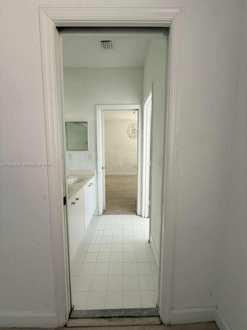 8683 NW 109th Ct, Doral, FL 33178 Photo