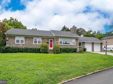 180 SCHOOL STREET, BALA CYNWYD, PA 19004