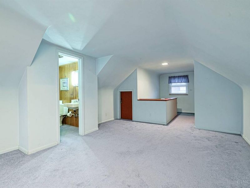 1283 Alwil Drive, Reading, OH 45215 Photo 12