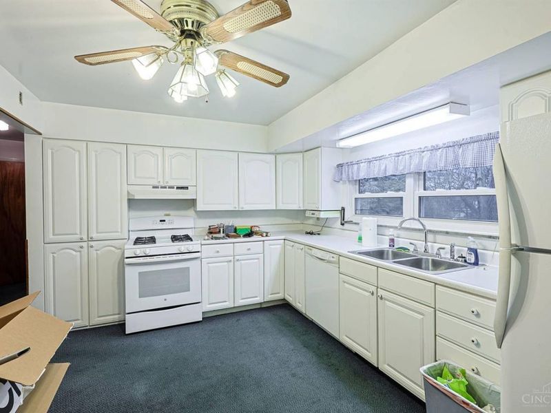 1283 Alwil Drive, Reading, OH 45215 Photo 9